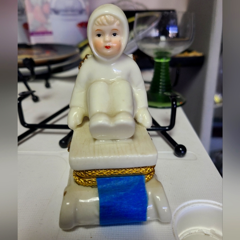 Formalities by Baum Snow Angels Trinket Box